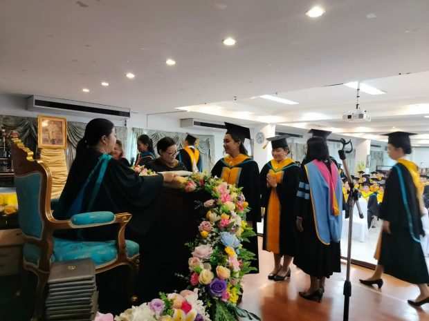 ภาพบรรยากาศการฝึกซ้อมใหญ่ พิธีประสาทปริญญาบัตรผู้สำเร็จการศึกษา รุ่นที่ 17